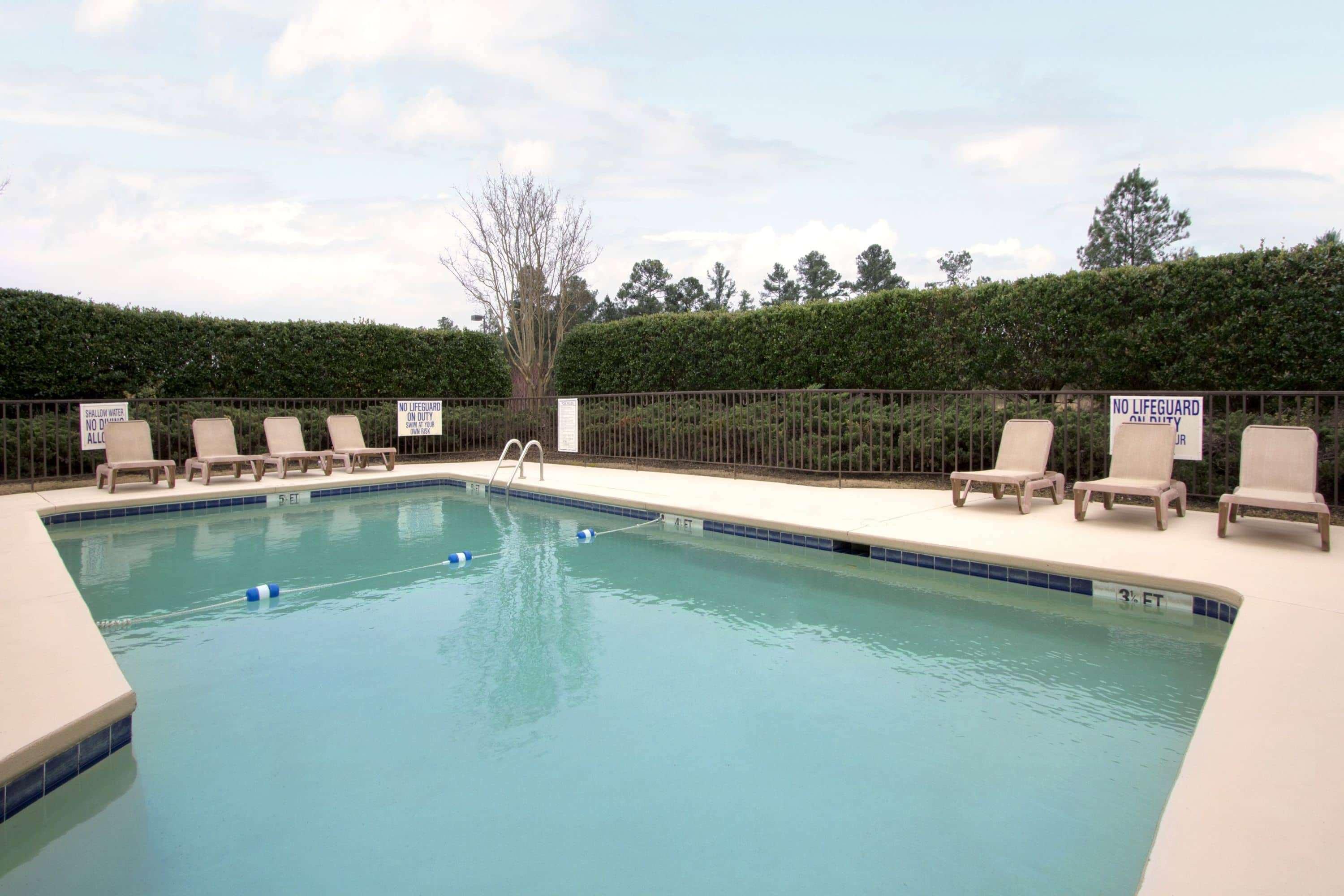 Days Inn By Wyndham Seneca-Clemson Luaran gambar