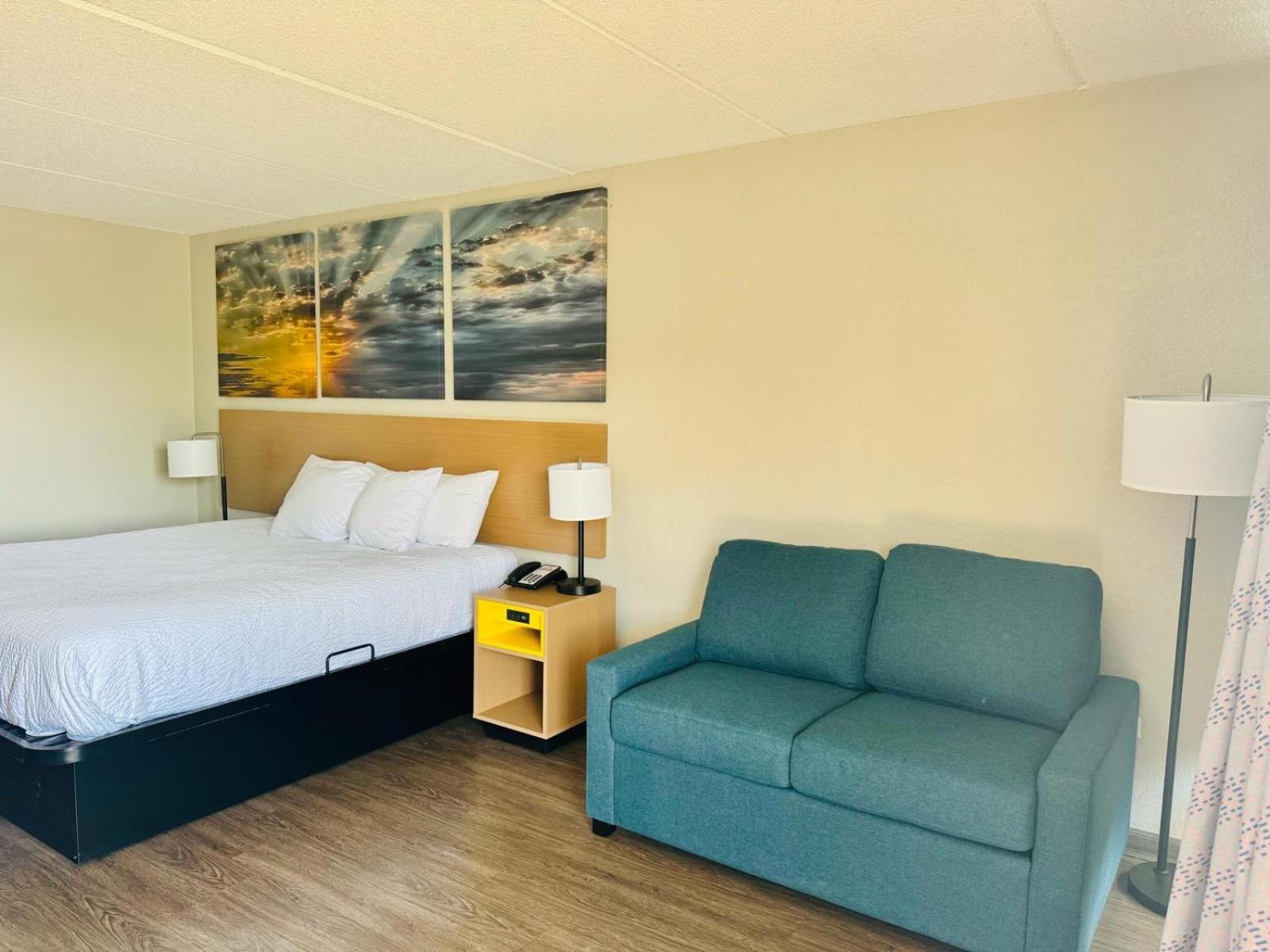 Days Inn By Wyndham Seneca-Clemson Luaran gambar