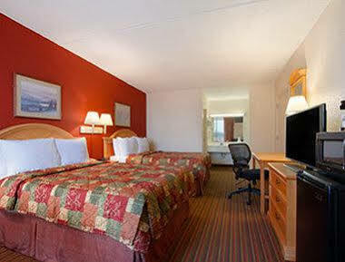 Days Inn By Wyndham Seneca-Clemson Luaran gambar